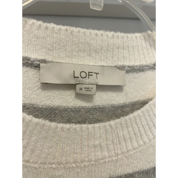 LOFT Women’s Gray White Striped Love Heart Long Sleeve Sweater, Size Medium Cozy - Picture 2 of 4
